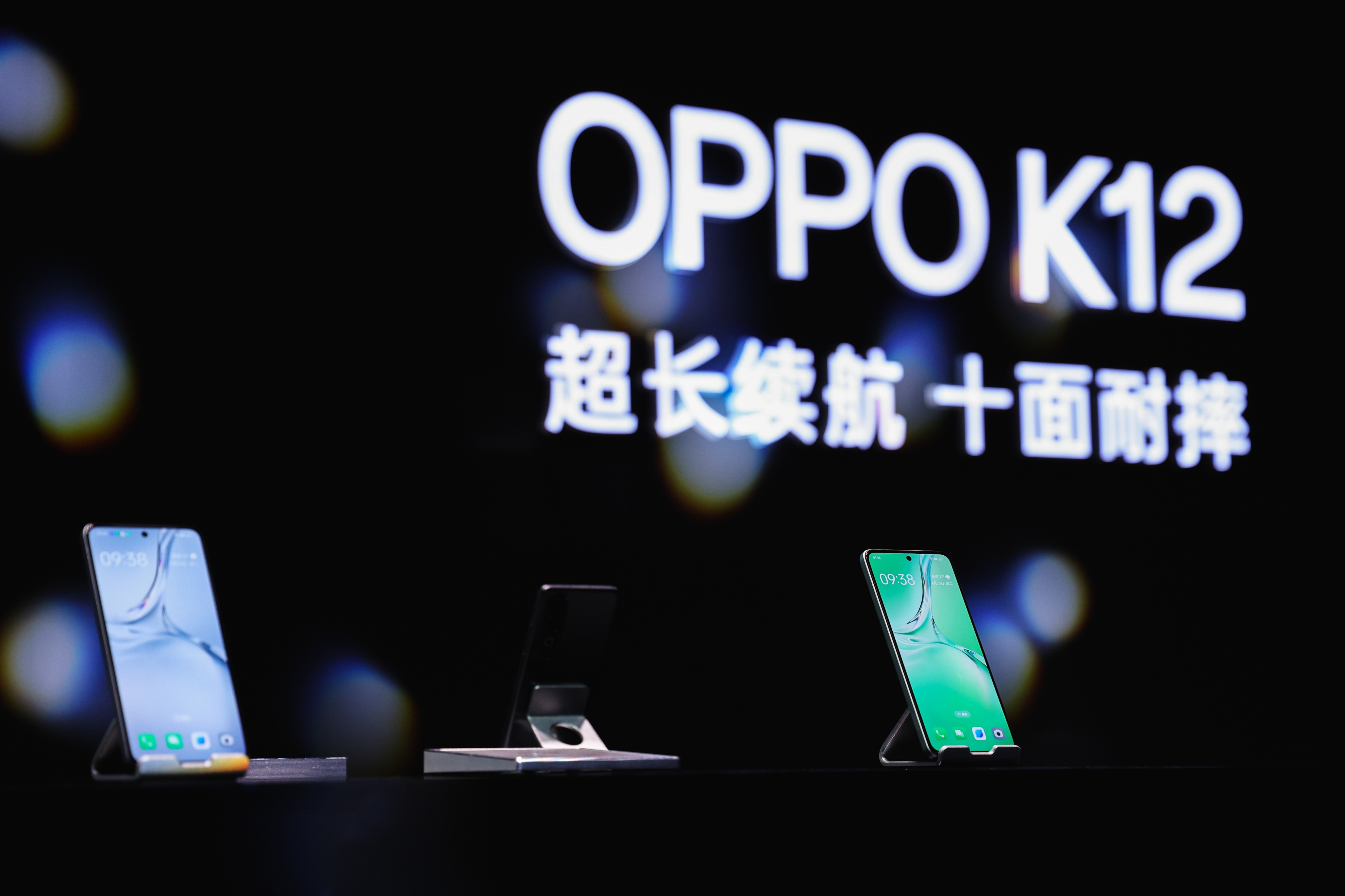 主打耐摔耐用的K12来了,OPPO开辟出中端机竞争的新赛道