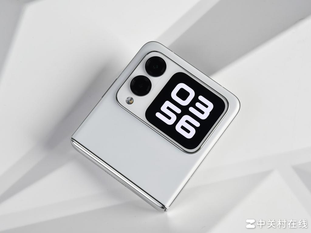 华为 nova Flip 开箱 轻薄新色,怦然“新”动