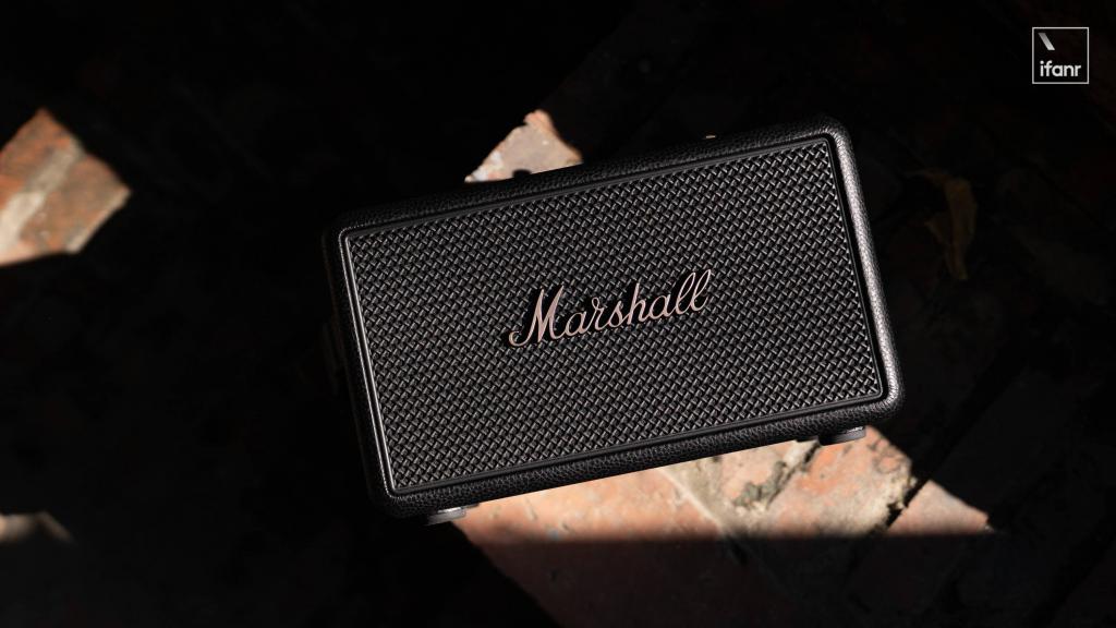 Marshall Kilburn III 体验:50 小时续航的便携音箱升级