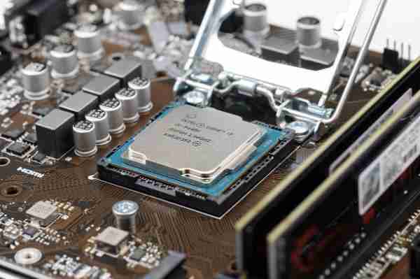 CPU vs GPU:CPU和显卡有什么区别?一文看懂