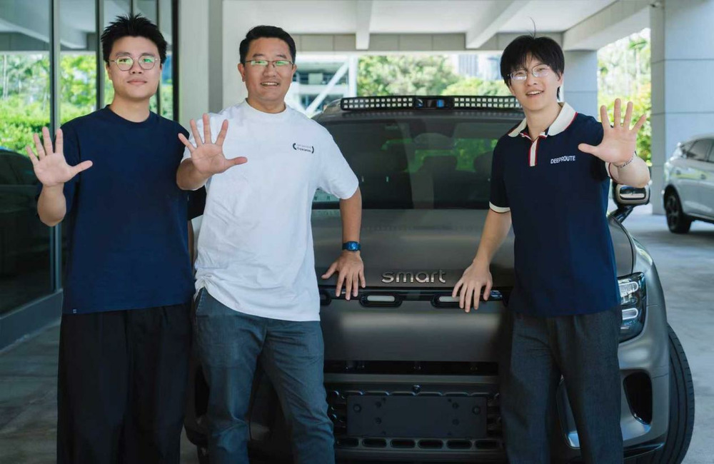 元戎启行携手奔驰smart开启联合路测新体验