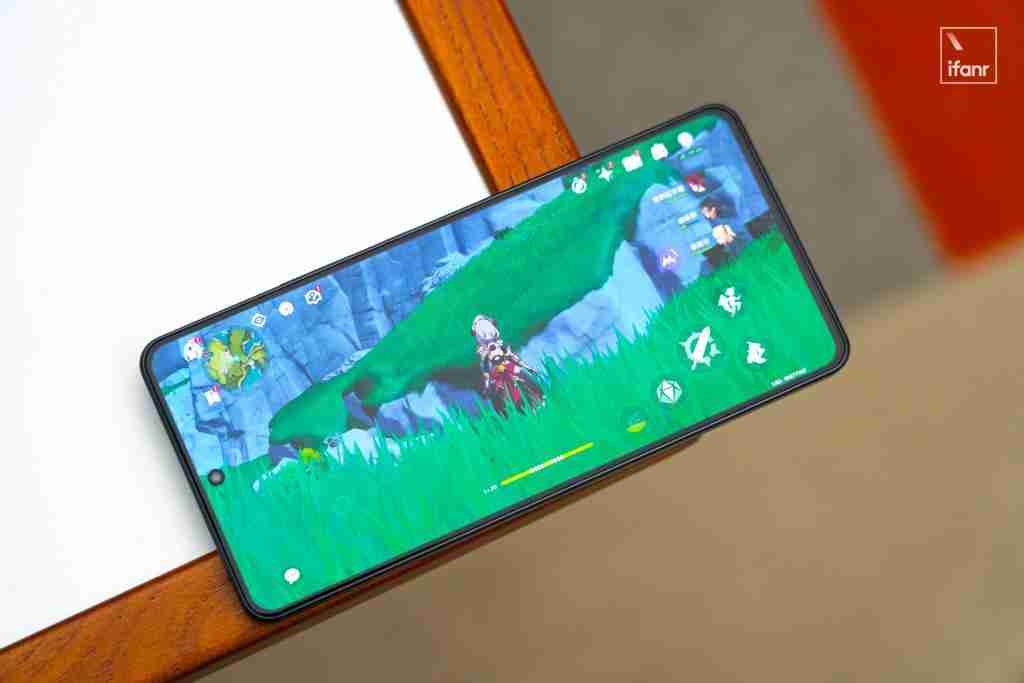 8000mAh 大电池，是手机、板砖还是充电宝？