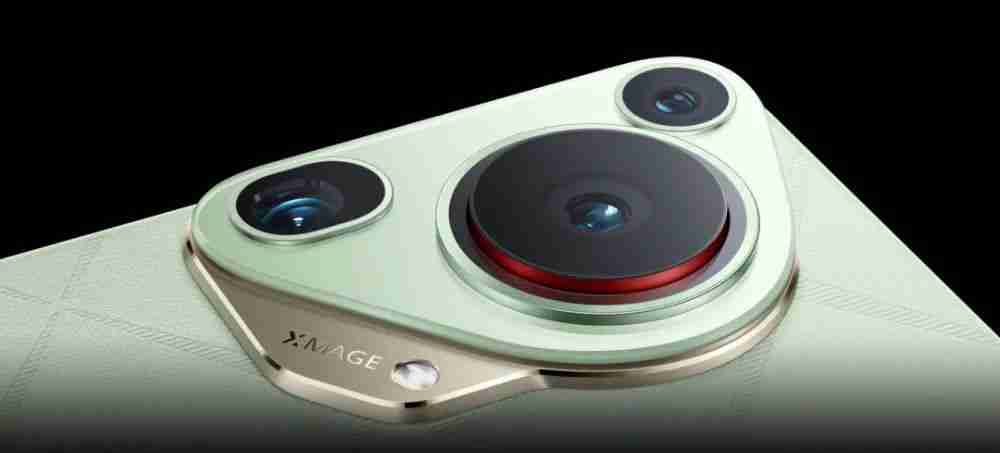  曝低轨卫星通信开始公测：华为 Mate X6 典藏版首发 