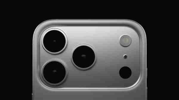 库克“开倒车”!iPhone 17 Pro机身从钛合金换成铝合金:两大核心原因