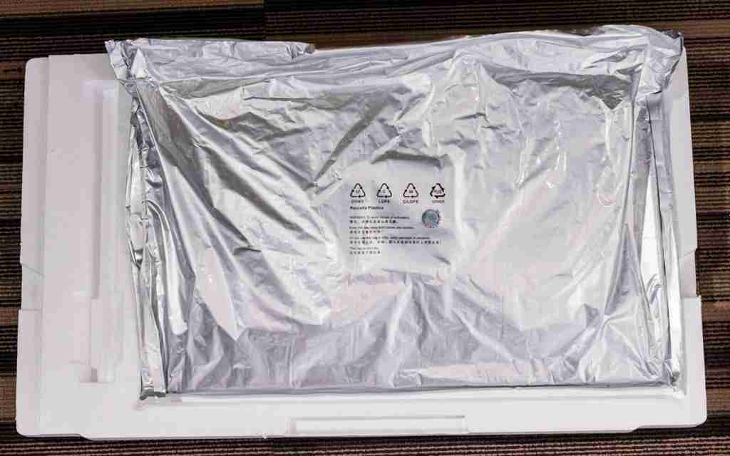  技嘉 MO27Q28G 显示器评测：第四代 OLED 电竞旗舰，高画质高刷新体验 