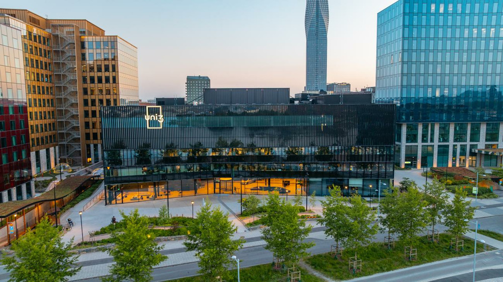 吉利欧洲创新中心：中欧融合铸就全球汽车技术新高地