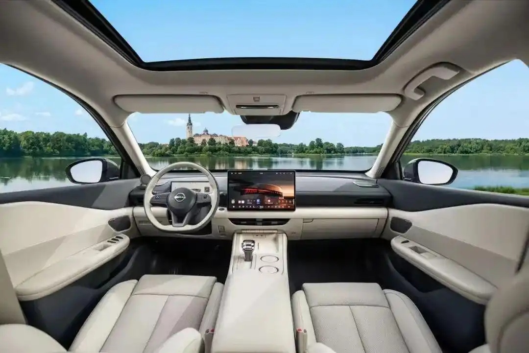 东风日产全新天籁 11 月 21 日广州车展上市