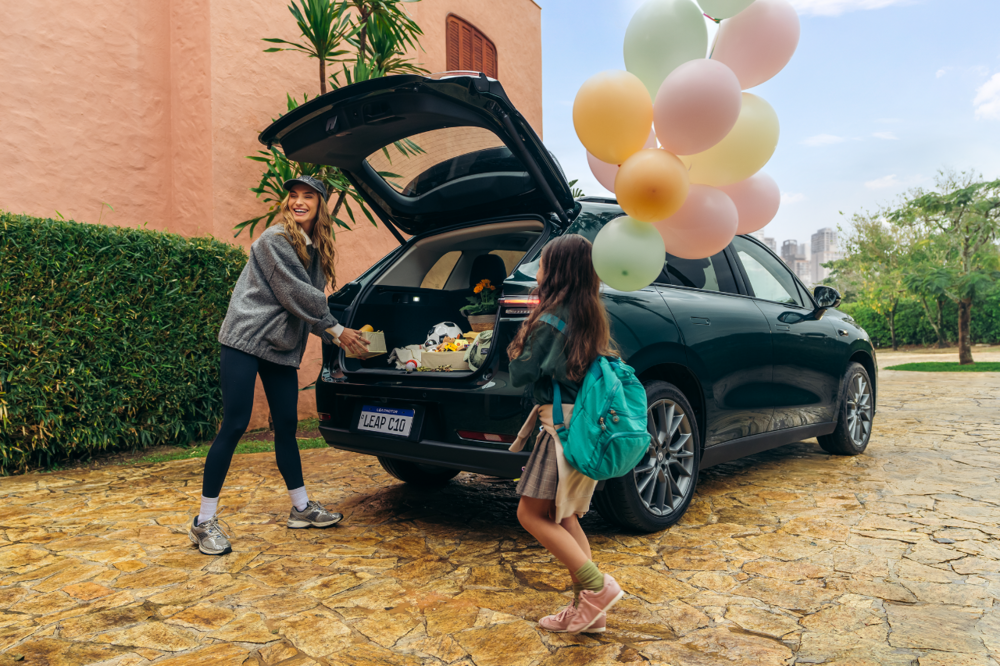 零跑汽车正式登陆南美市场，开启国际化新篇章