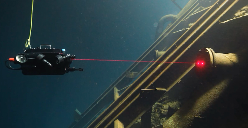 掌中视界,一触即达|鳍源水下机器人Q-iRC行业带屏遥控器正式发布!