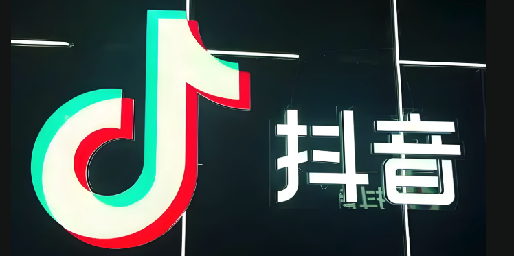 抖音精选封面怎么做_抖音精选视频吸睛封面设计教程