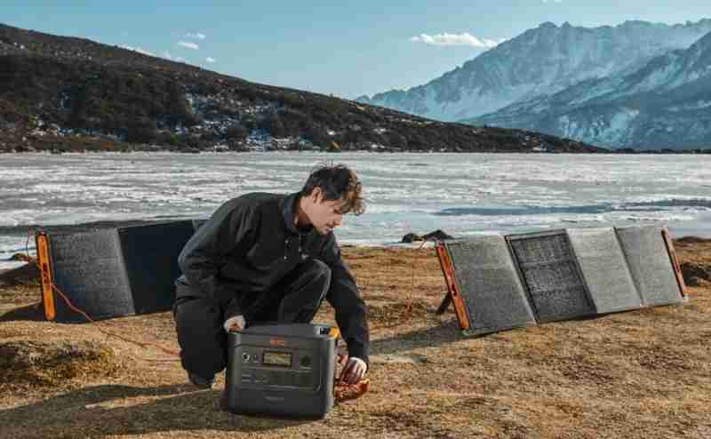 “双金”加冕！华宝新能斩获2025高工金球奖与EBRUN全球好物金奖