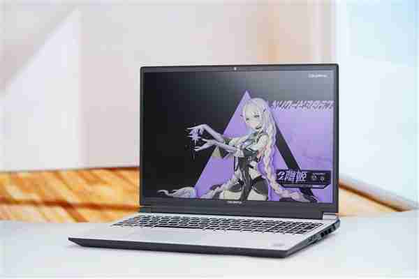 长江存储PC42Q SSD加持！ 七彩虹隐星P16 Pro图赏