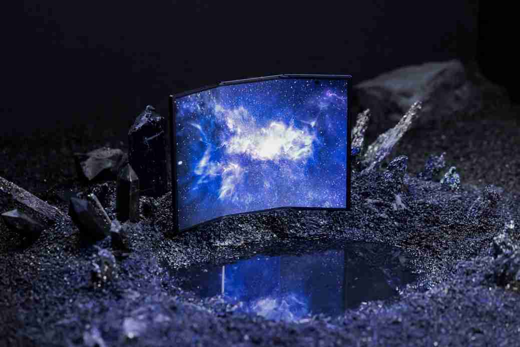 屏幕展开 视野大开 三星 Galaxy Z TriFold解锁沉浸式视觉体验