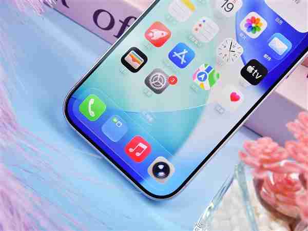 iPhone 17首发上手:这次比Pro值