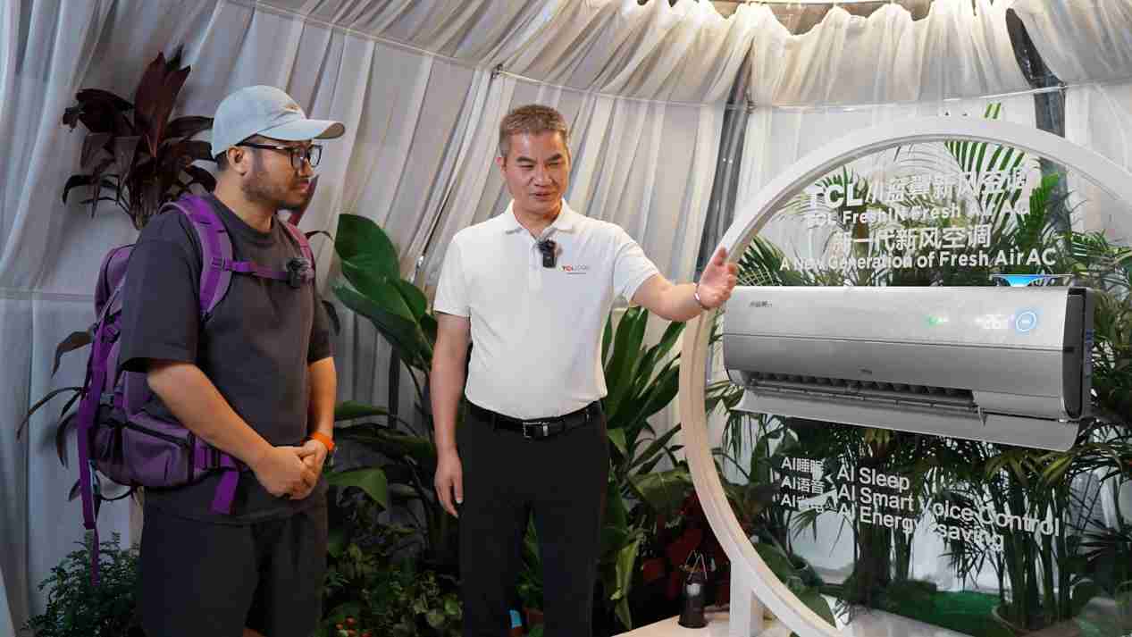 库木塔格沙漠挑战,TCL小蓝翼C7新风空调“性能大烤”