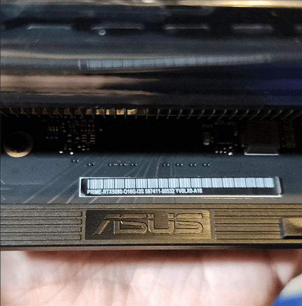 一位玩家买到单8pin接口RTX 5080:竟是5060 Ti伪装