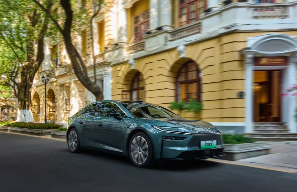 广汽丰田铂智7车型3月5日预售，搭载鸿蒙座舱