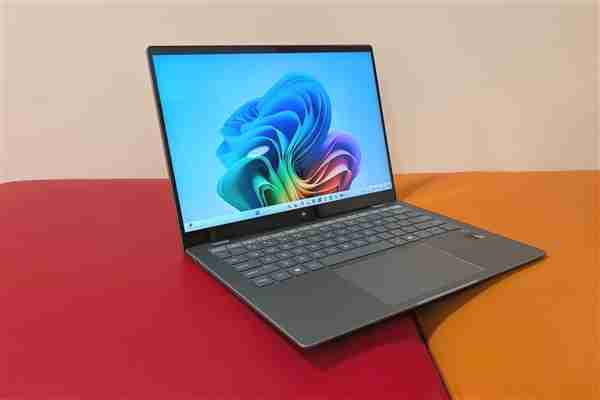 为什么新买的电脑也越用越卡：背后原因揭开