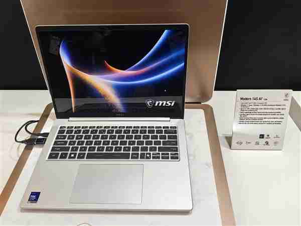 微星发布全新星爵Modern 14S/16S：11.1mm、1.3kg轻薄机身