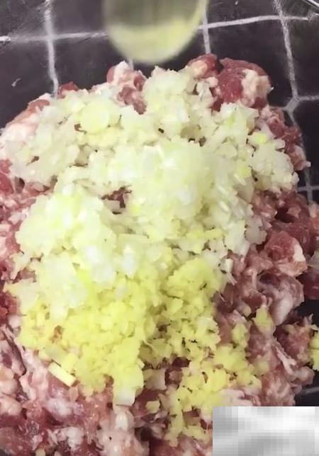 红烧狮子头家常做法详解