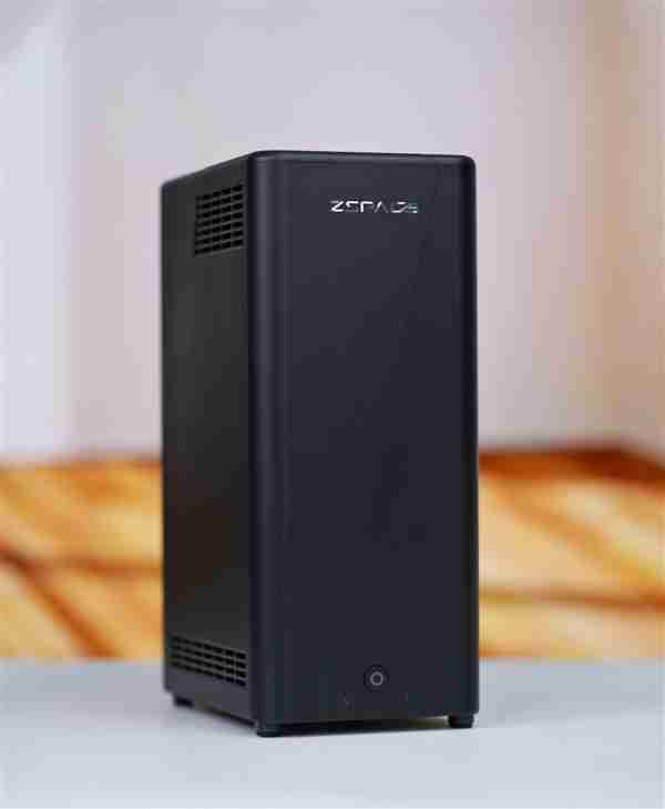 升级X86架构性能大提升！极空间Z2 Ultra图赏