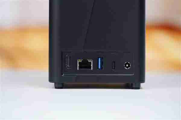 升级X86架构性能大提升！极空间Z2 Ultra图赏