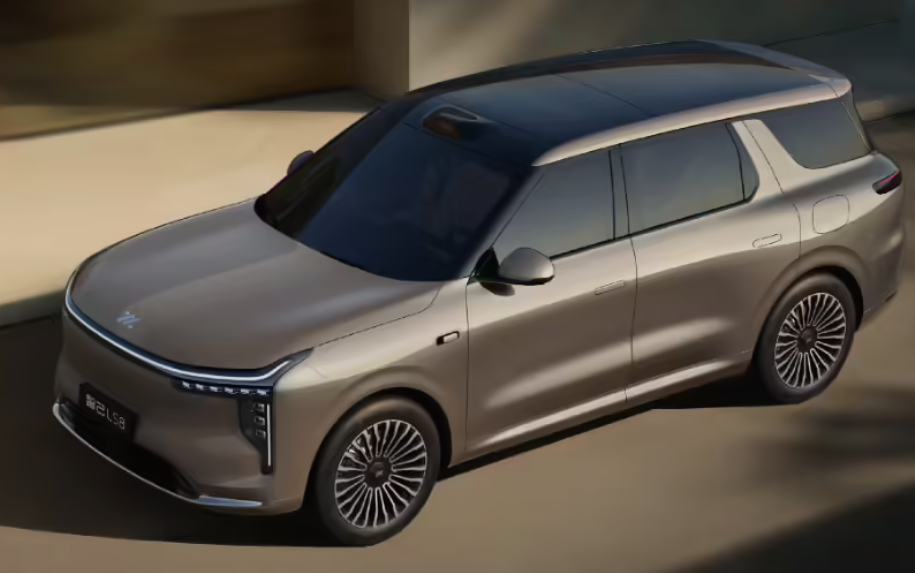 智己 LS8 开启预售：线控四轮转向、双腔空悬，售价 25.98 万元起