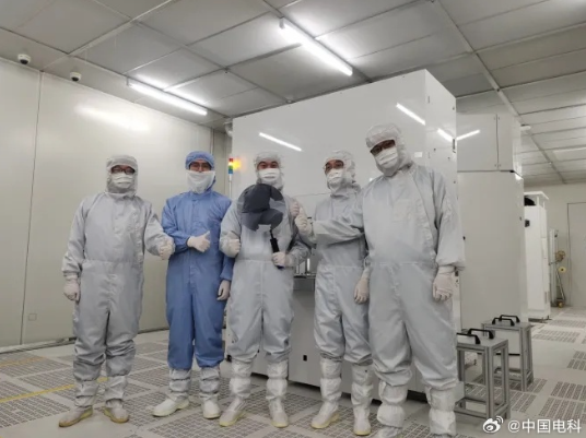 大尺寸半导体突破，12英寸硅外延产品下线