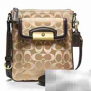 克里斯汀包包维修指南