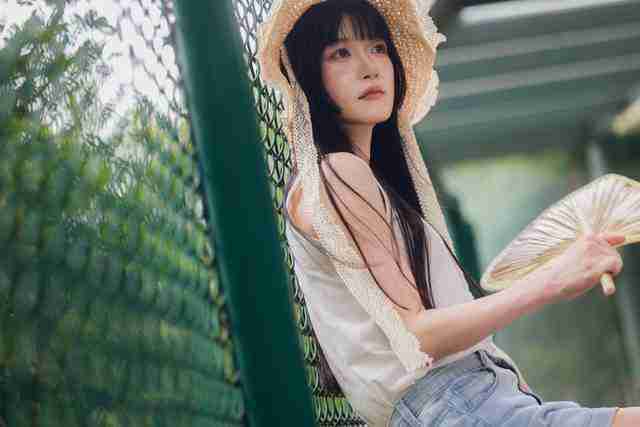 在秋日开始之前 佳能 EOS R6 Mark II 人像摄影体验