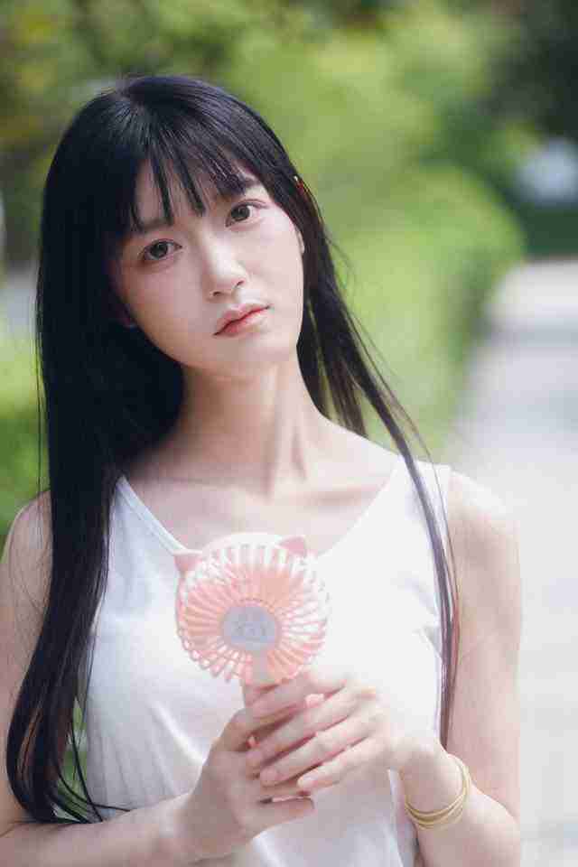 在秋日开始之前 佳能 EOS R6 Mark II 人像摄影体验