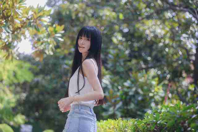 在秋日开始之前 佳能 EOS R6 Mark II 人像摄影体验