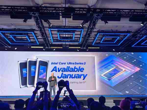 要买笔记本等等！超200款Intel酷睿Ultra 300新机杀到：本月正式开售