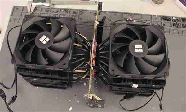 RTX 2060装上双CPU塔式散热器:热点温度骤降35°C!