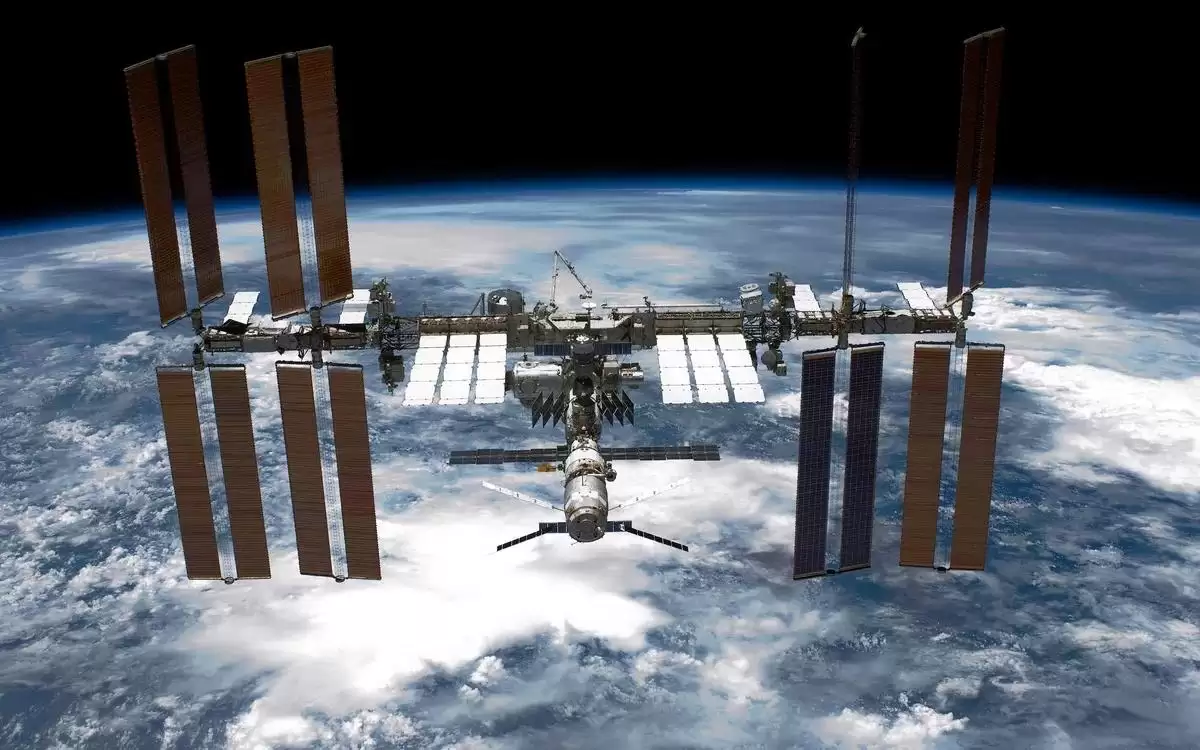航天史首次：NASA阿耳忒弥斯2号机组与国际空间站宇航员通话