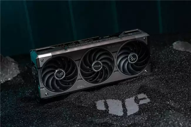 GeForce RTX 50系列显卡与游戏画面联动