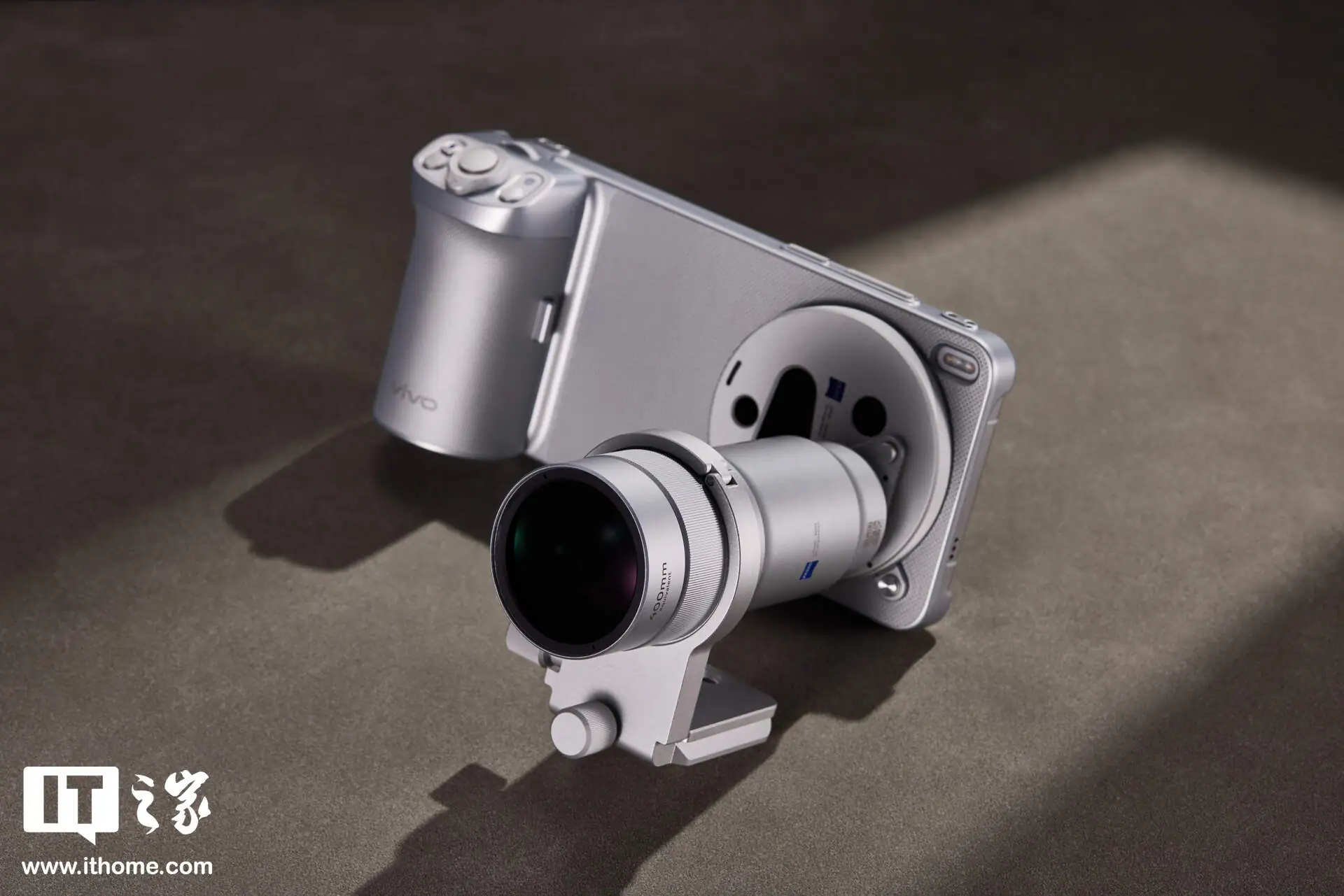 vivo X300 Ultra 摄影师套装图赏:用专业相机思路打造的“专业 V 单”
