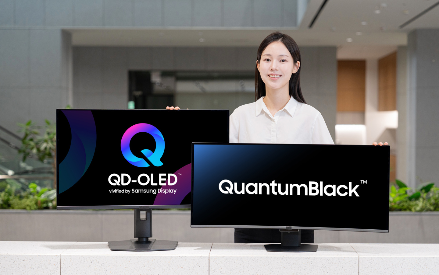 三星显示研发 QuantumBlack 薄膜:QD-OLED 显示器反射率降低 20%,3H 硬度
