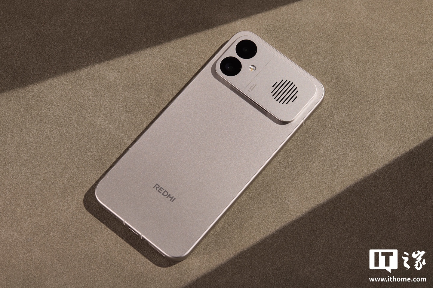 小米 REDMI K90 Max 手机首销 7 日情况曝光,消息称同期接近 K80 至尊版的 45%