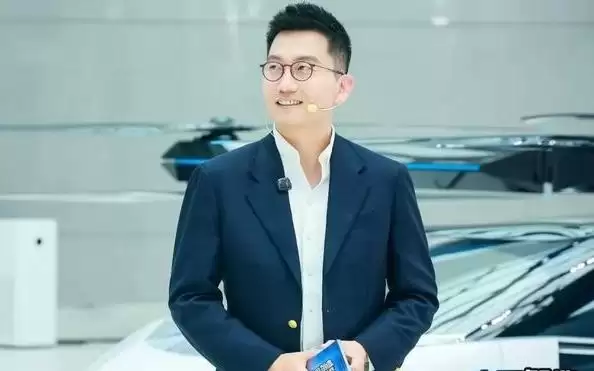 从5亿用户到飞天梦：汽车之家再造中国智造叙事