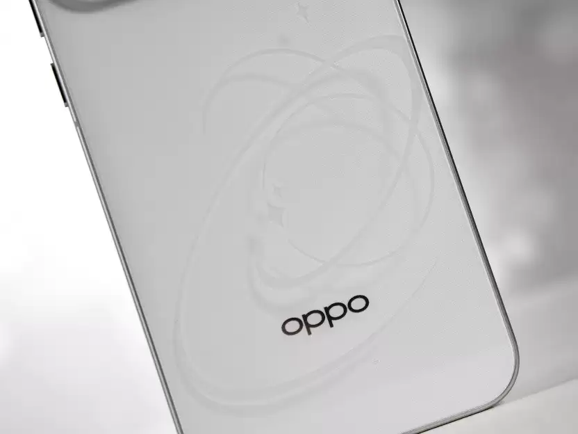 OPPO Reno16 系列值不值?看完这四点再说