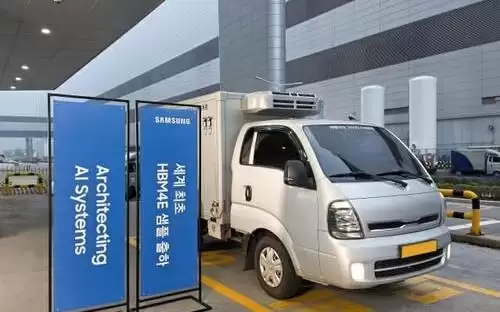 三星电子全球首发HBM4E 12层样品 最高速率达16Gbps