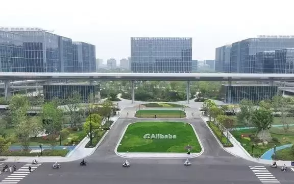 阿里财报：AI商业化开启，AI收入占比首破30%，即时零售市场规模稳定