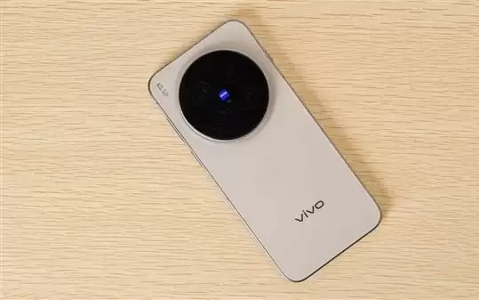 产品线扩容!vivo X500新增Pro Max:首发满血天玑9600 Pro