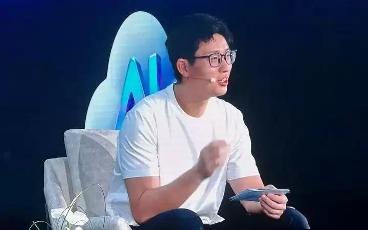 腾讯汤道生对话姚顺雨:你觉得为啥外界觉得咱在AI上慢了
