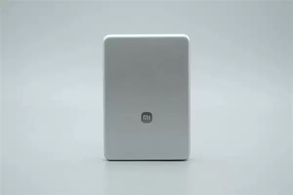 拆解报告：小米金沙江10000mAh 45W超薄磁吸移动电源