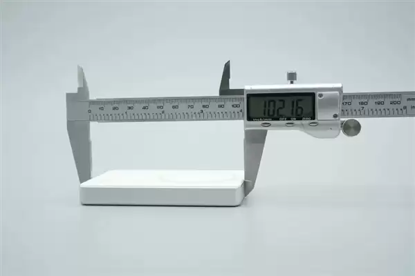 拆解报告：小米金沙江10000mAh 45W超薄磁吸移动电源