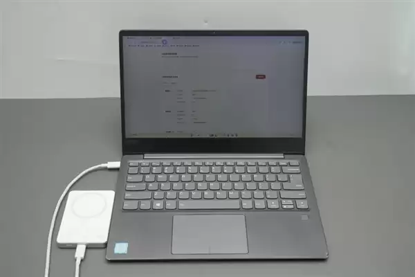 拆解报告：小米金沙江10000mAh 45W超薄磁吸移动电源