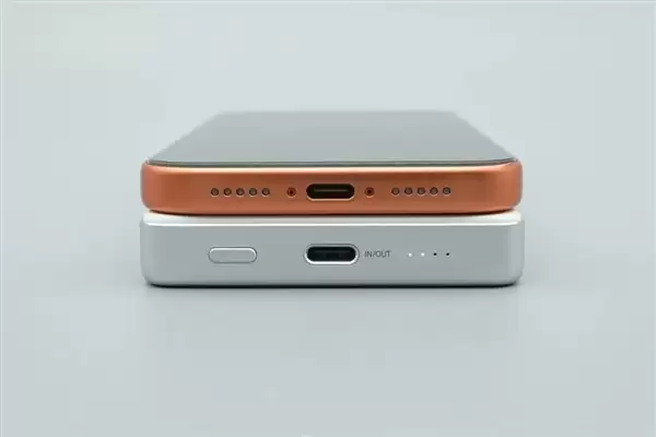 拆解报告：小米金沙江10000mAh 45W超薄磁吸移动电源