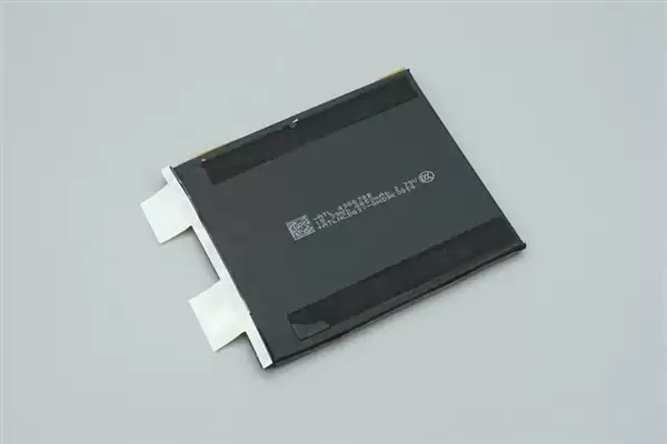 拆解报告：小米金沙江10000mAh 45W超薄磁吸移动电源